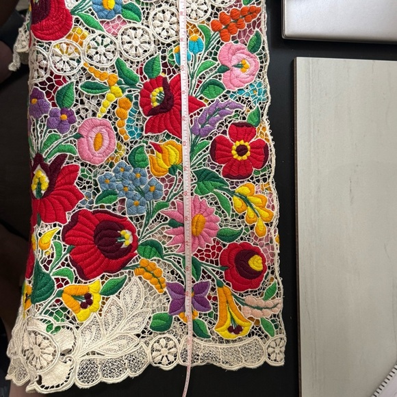 Floral Embroidered Lace Top - Picture 7 of 7